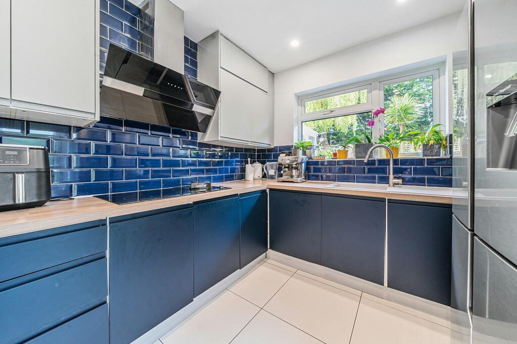 3 Bedroom Bungalow - Northwood, photo 4