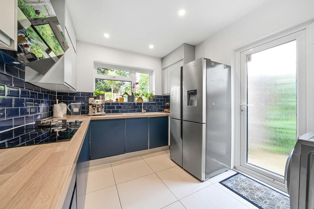 3 Bedroom Bungalow - Northwood, photo 5