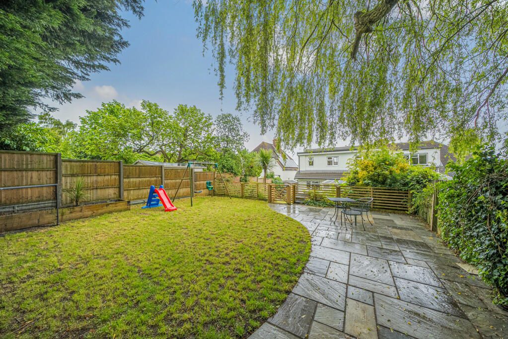 3 Bedroom Bungalow - Northwood, photo 12